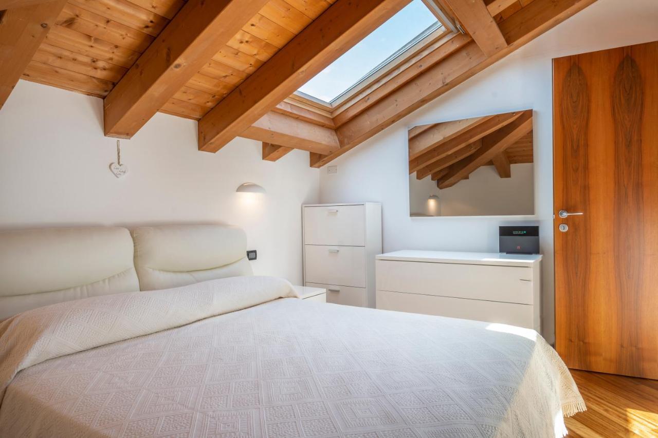 New Deal - Apt With Terrace, Jacuzzi & Netflix Palmanova Exterior photo